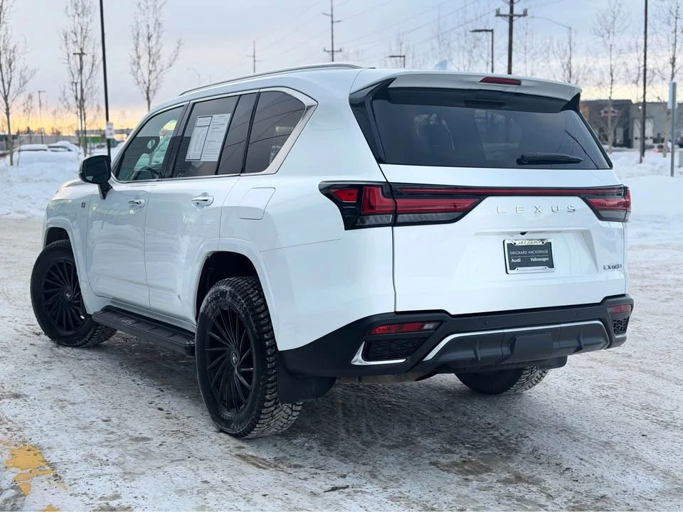 2024 Lexus LX 4th Gen - Image 5 of 20