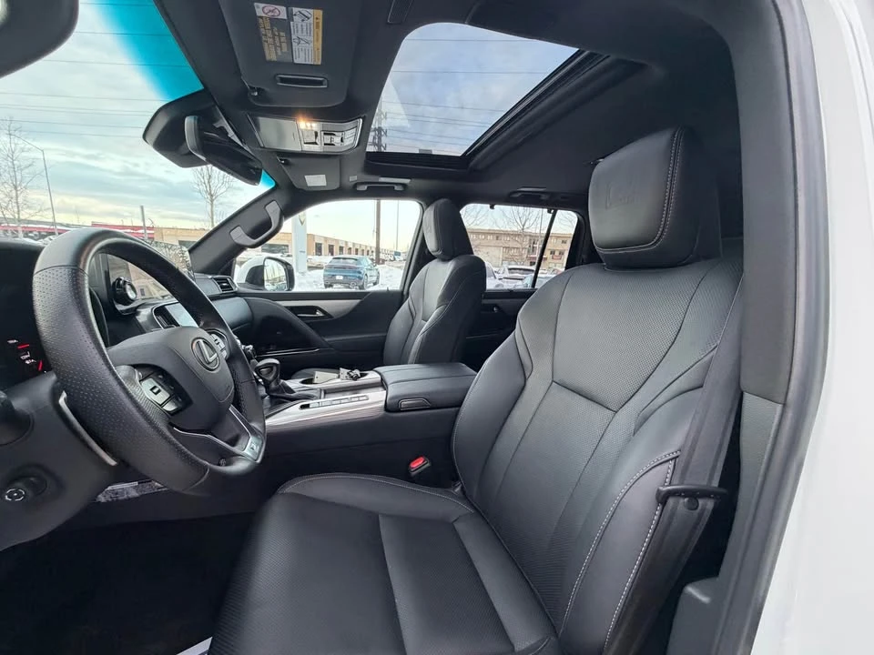 2024 Lexus LX 4th Gen - Image 10 of 20