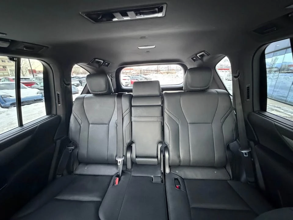 2024 Lexus LX 4th Gen - Image 16 of 20