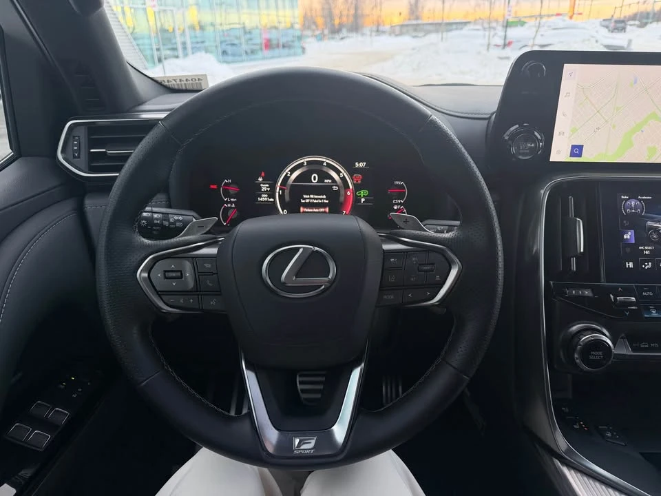 2024 Lexus LX 4th Gen - Image 12 of 20