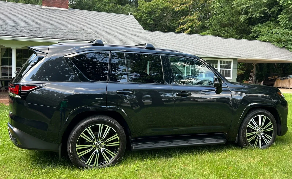 2024 Lexus LX 4th Gen - Image 4 of 21