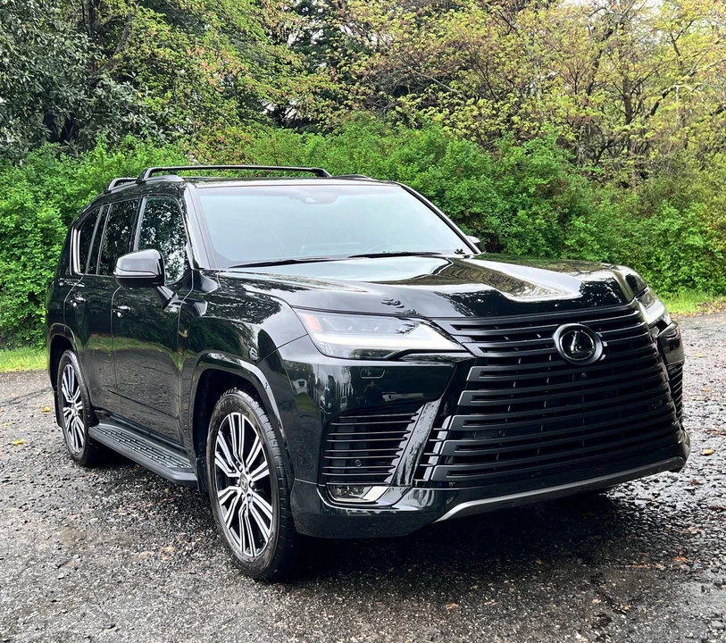 2024 Lexus LX 4th Gen - Image 8 of 21