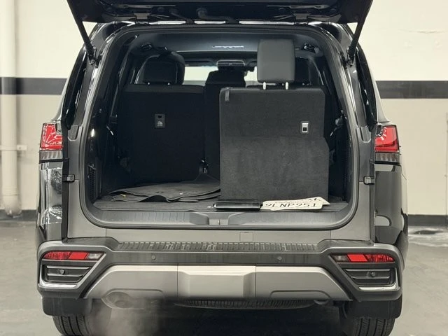 2024 Lexus LX 4th Gen - Image 15 of 21