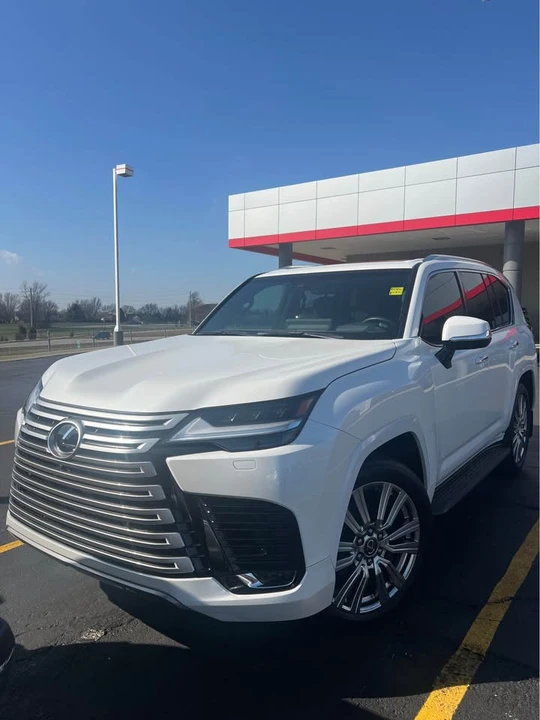 2024 Lexus LX 4th Gen - Image 5 of 5