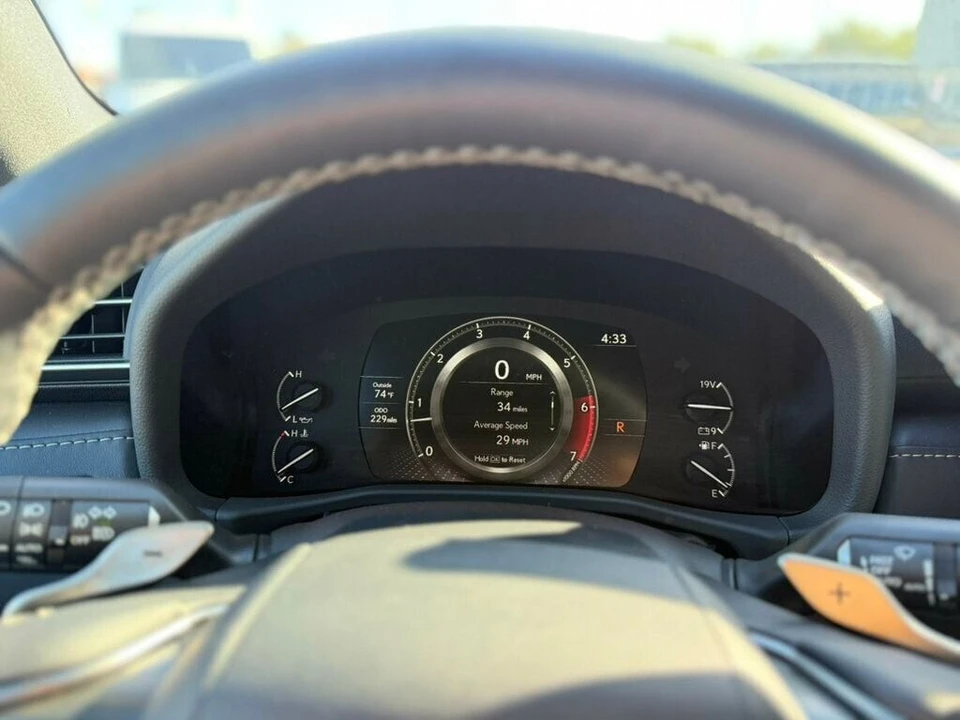 2024 Lexus LX 4th Gen - Image 14 of 21