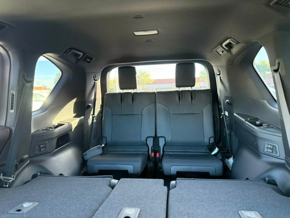 2024 Lexus LX 4th Gen - Image 9 of 21