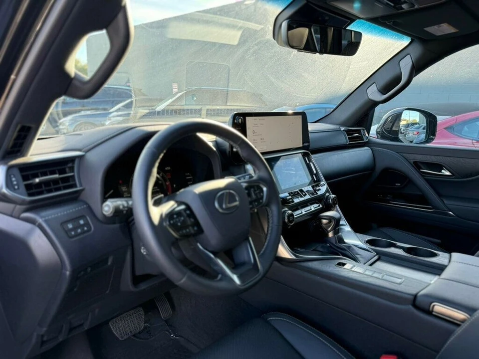 2024 Lexus LX 4th Gen - Image 10 of 21