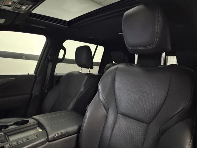 2024 Lexus LX 4th Gen - Image 24 of 31