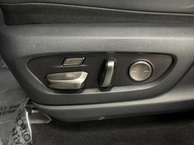 2024 Lexus LX 4th Gen - Image 26 of 31