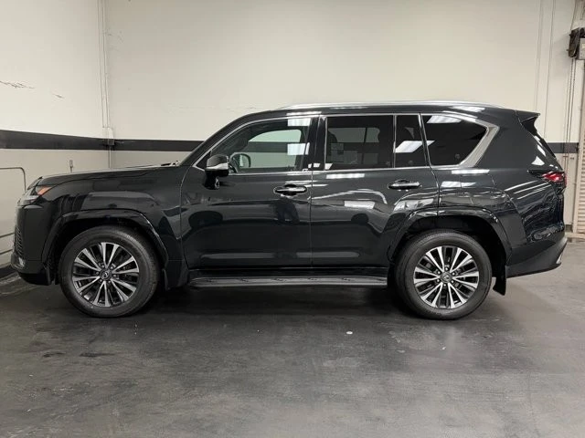 2024 Lexus LX 4th Gen - Image 9 of 31