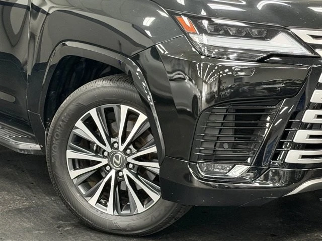 2024 Lexus LX 4th Gen - Image 4 of 31