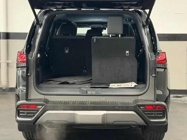 2024 Lexus LX 4th Gen - Image 15 of 31