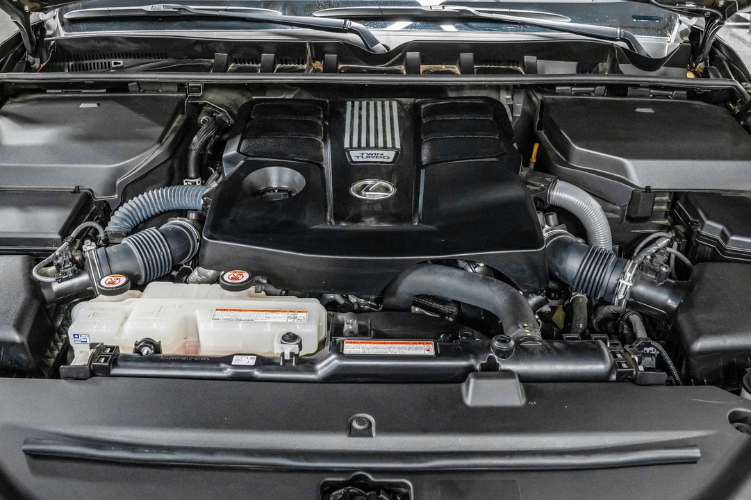 2024 Lexus LX 3rd Gen - Image 11 of 21