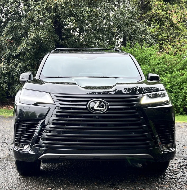 2024 Lexus LX 4th Gen - Image 4 of 31
