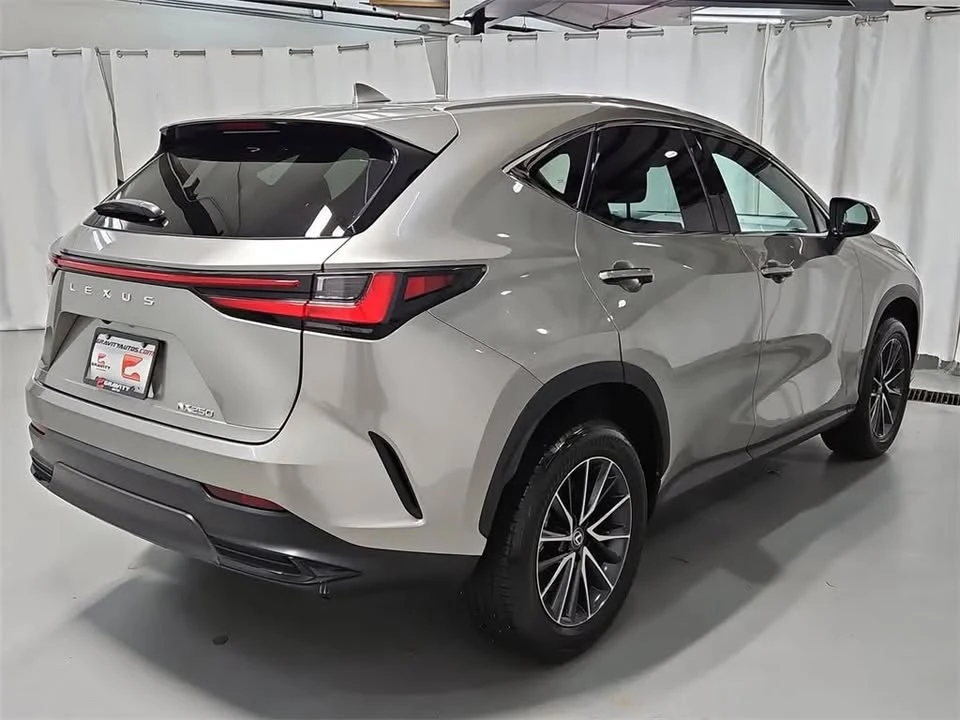 2024 Lexus NX 2nd Gen - Image 8 of 20