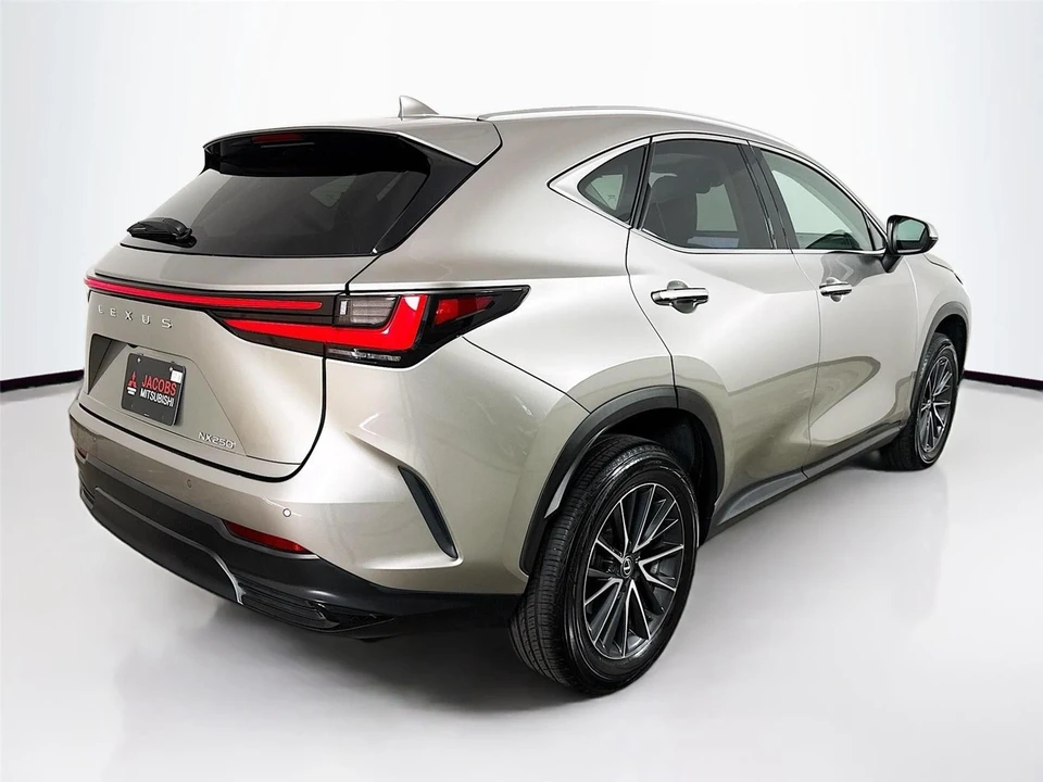 2024 Lexus NX 2nd Gen - Image 7 of 21