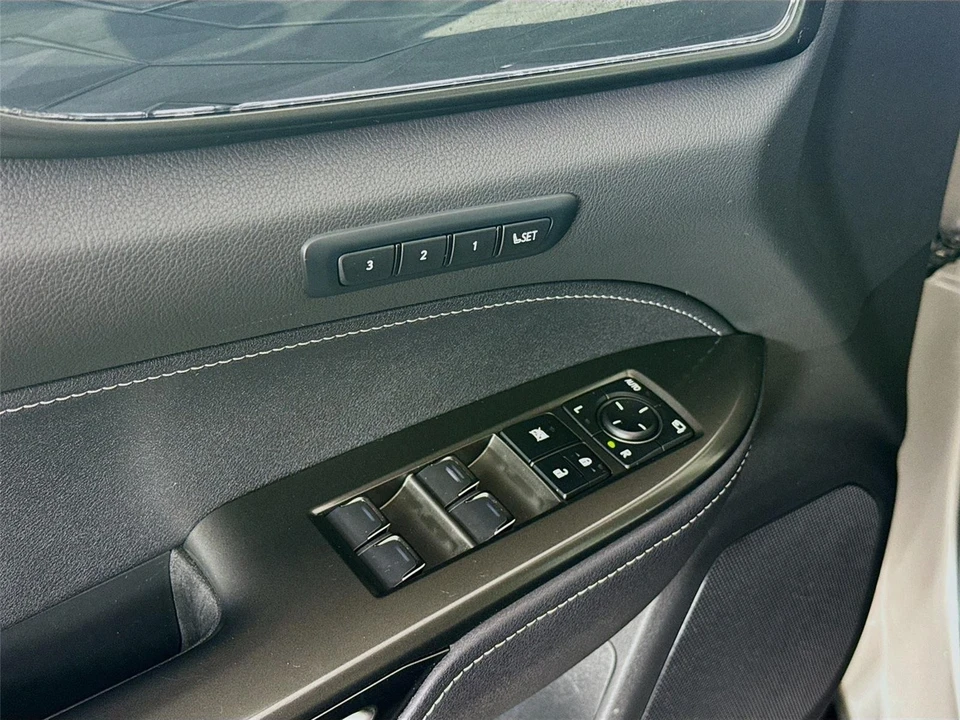 2024 Lexus NX 2nd Gen - Image 17 of 21