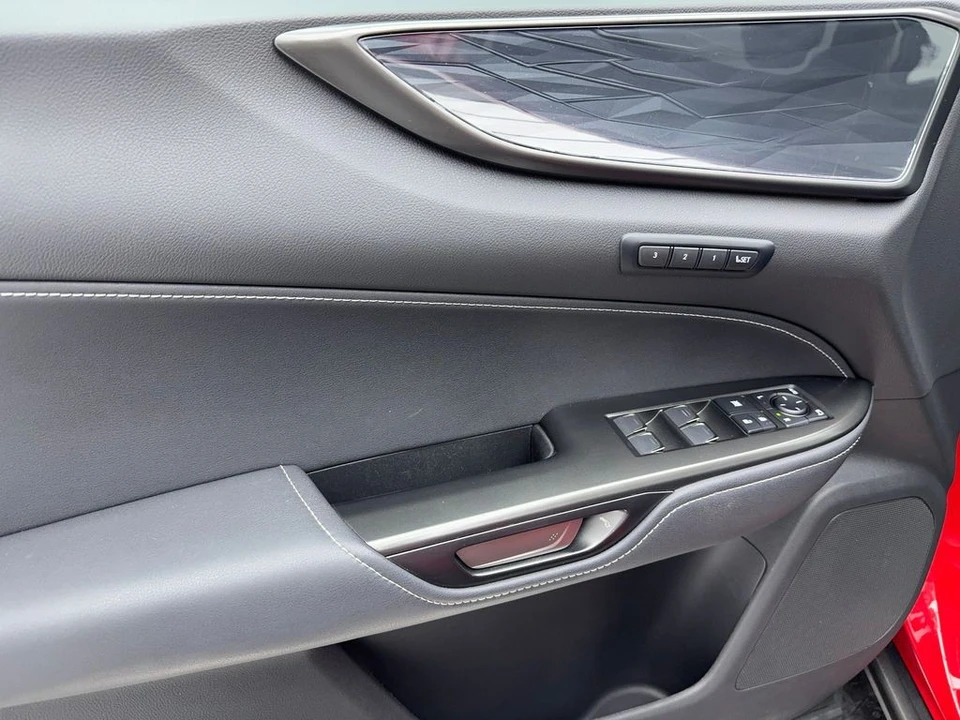 2024 Lexus NX 2nd Gen - Image 19 of 21
