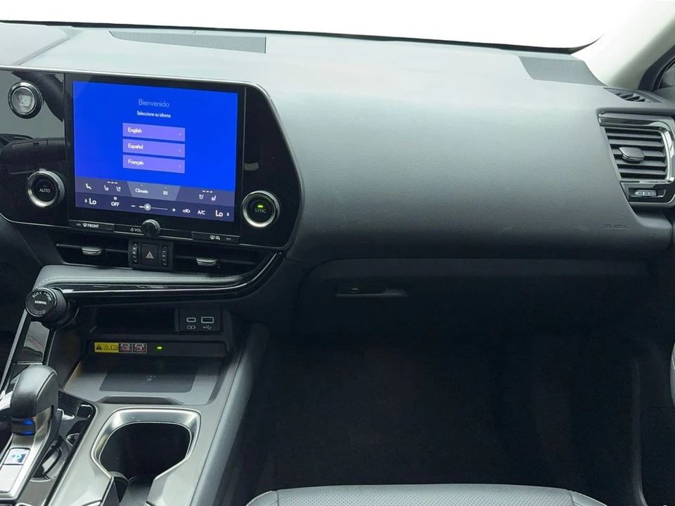 2024 Lexus NX 2nd Gen - Image 19 of 21