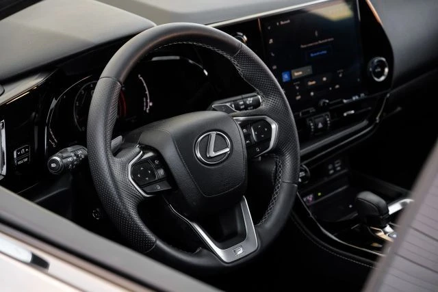 2024 Lexus NX 2nd Gen - Image 19 of 21
