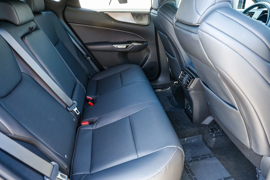 2024 Lexus NX 2nd Gen - Image 18 of 21