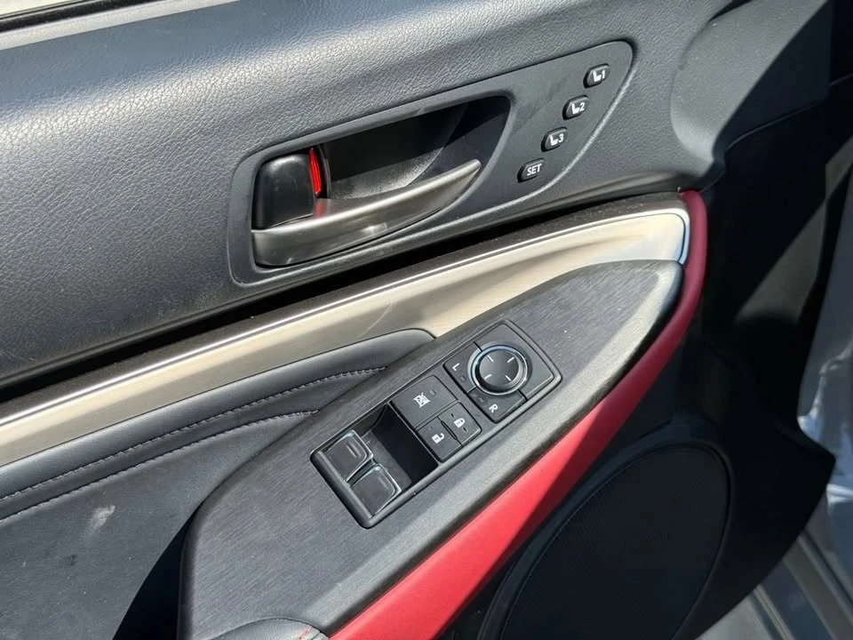 2024 Lexus RC - Image 11 of 20