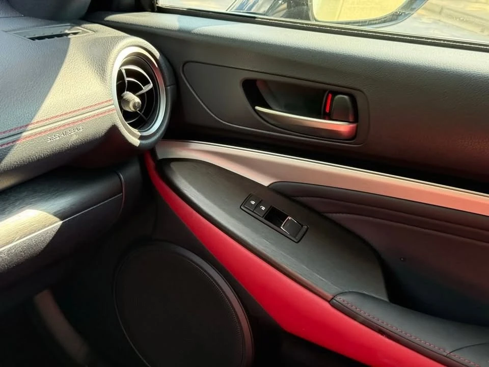 2024 Lexus RC - Image 4 of 20