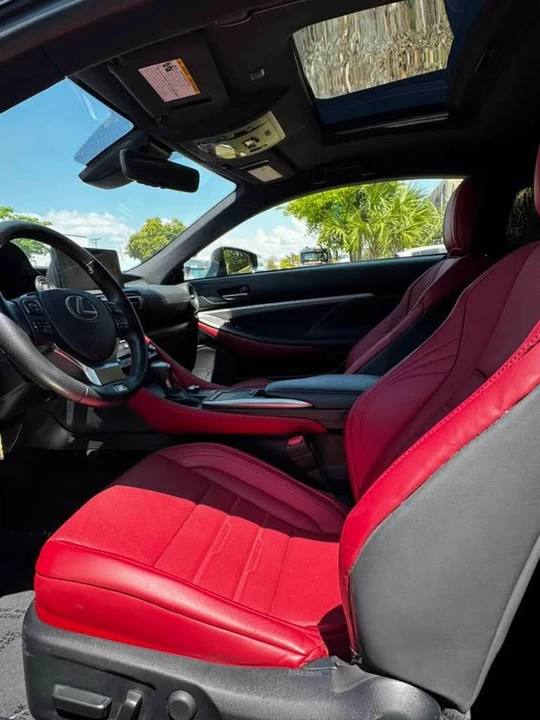2024 Lexus RC - Image 8 of 10