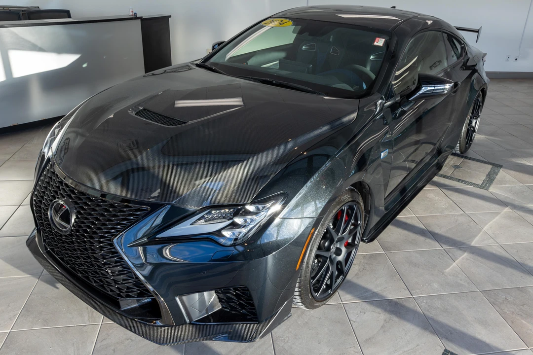2024 Lexus RC F - Image 9 of 31