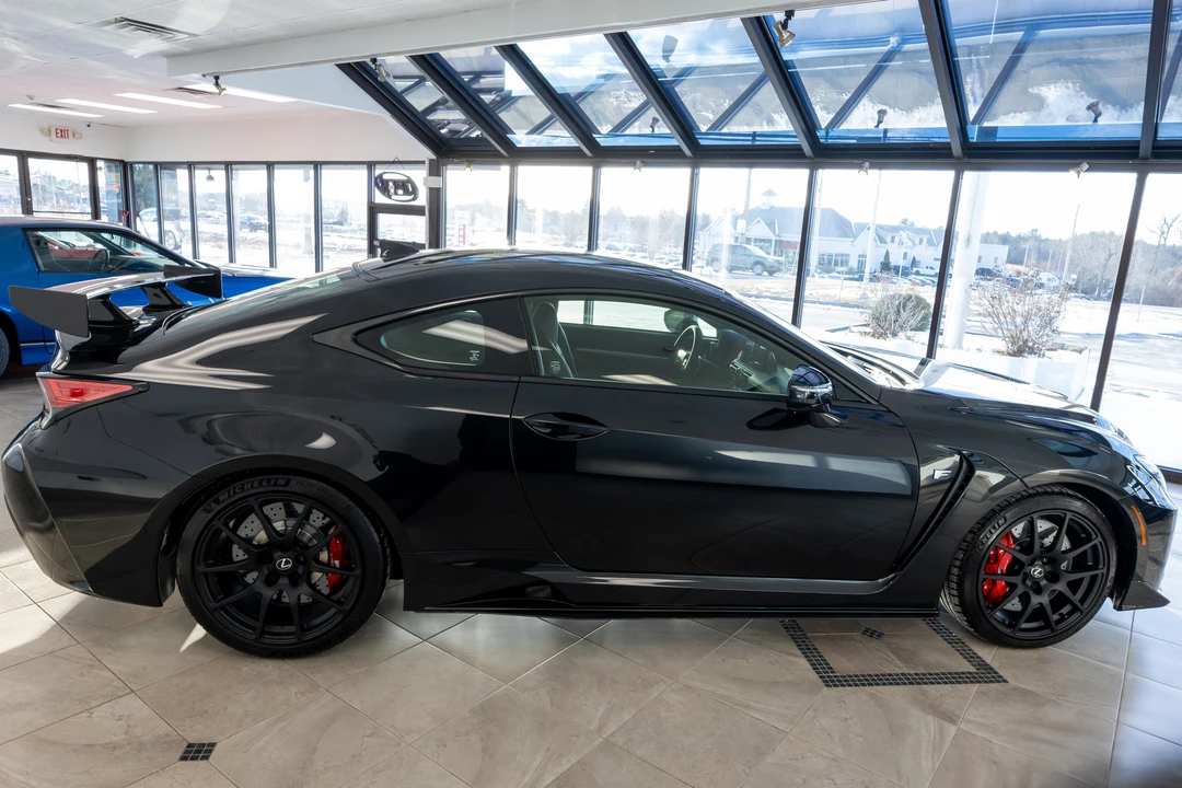 2024 Lexus RC F - Image 3 of 31