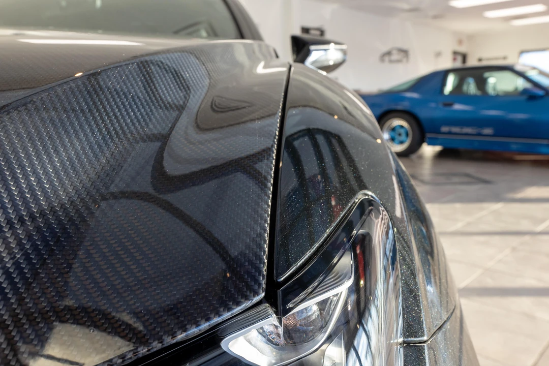2024 Lexus RC F - Image 23 of 31