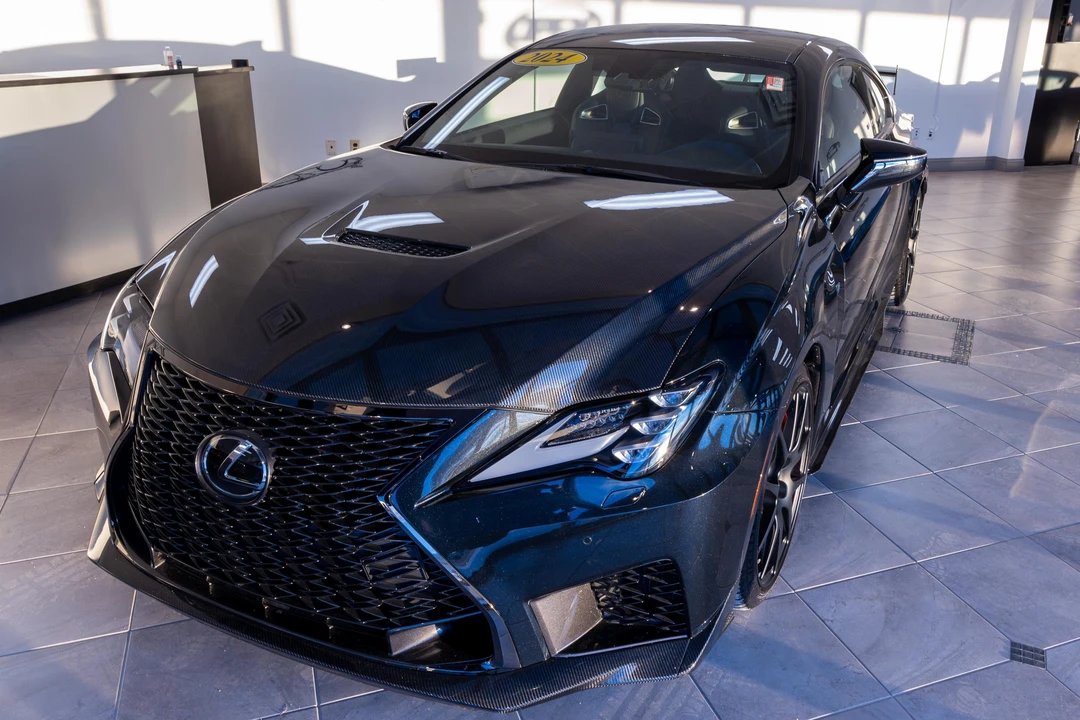 2024 Lexus RC F - Image 8 of 31