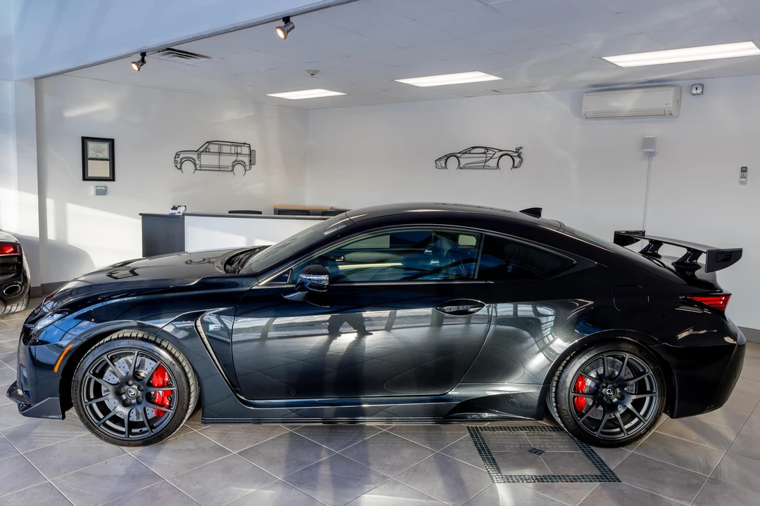 2024 Lexus RC F - Image 10 of 31