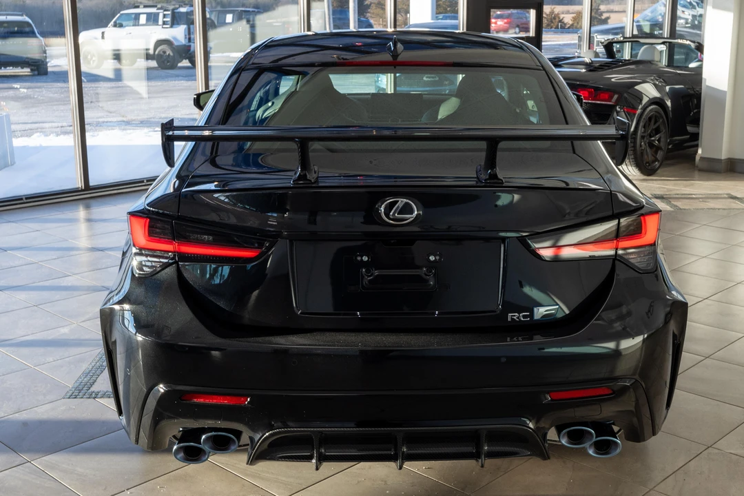 2024 Lexus RC F - Image 12 of 31