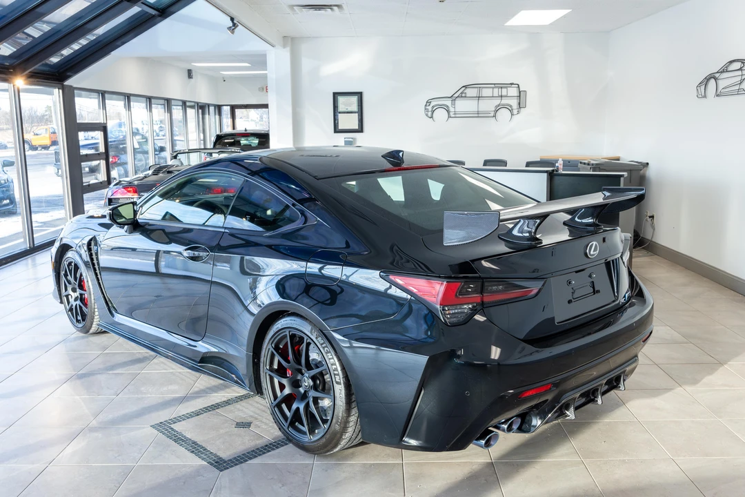 2024 Lexus RC F - Image 11 of 31