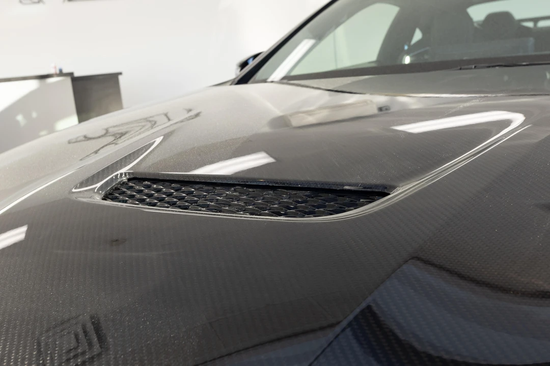 2024 Lexus RC F - Image 28 of 31
