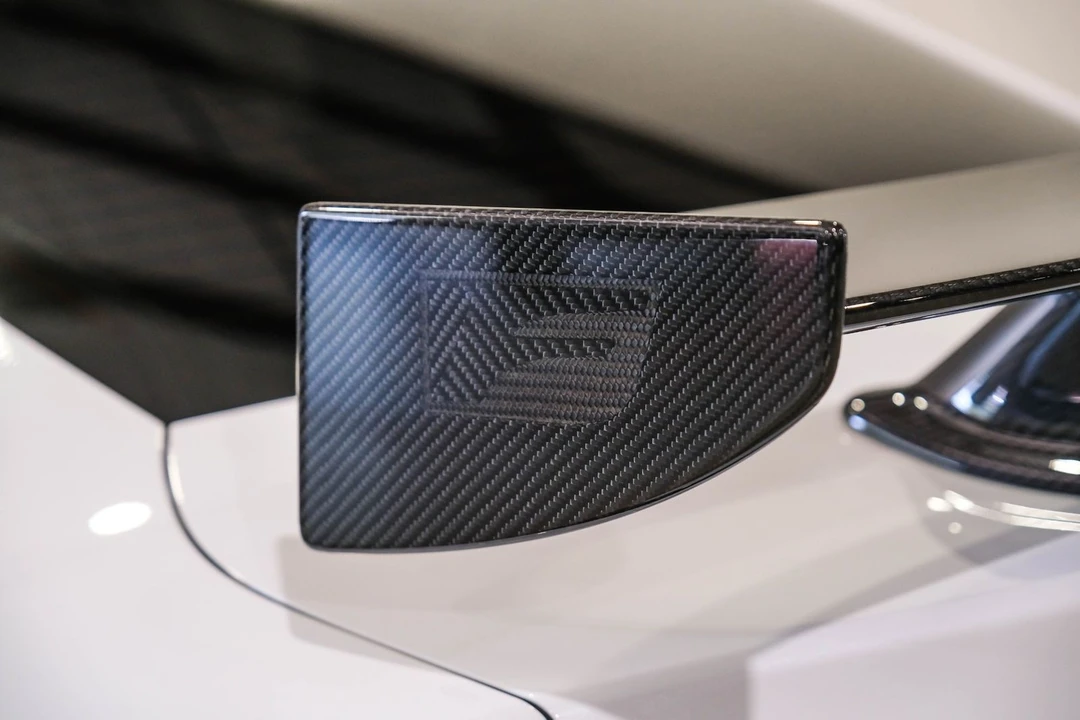 2024 Lexus RC F - Image 8 of 12