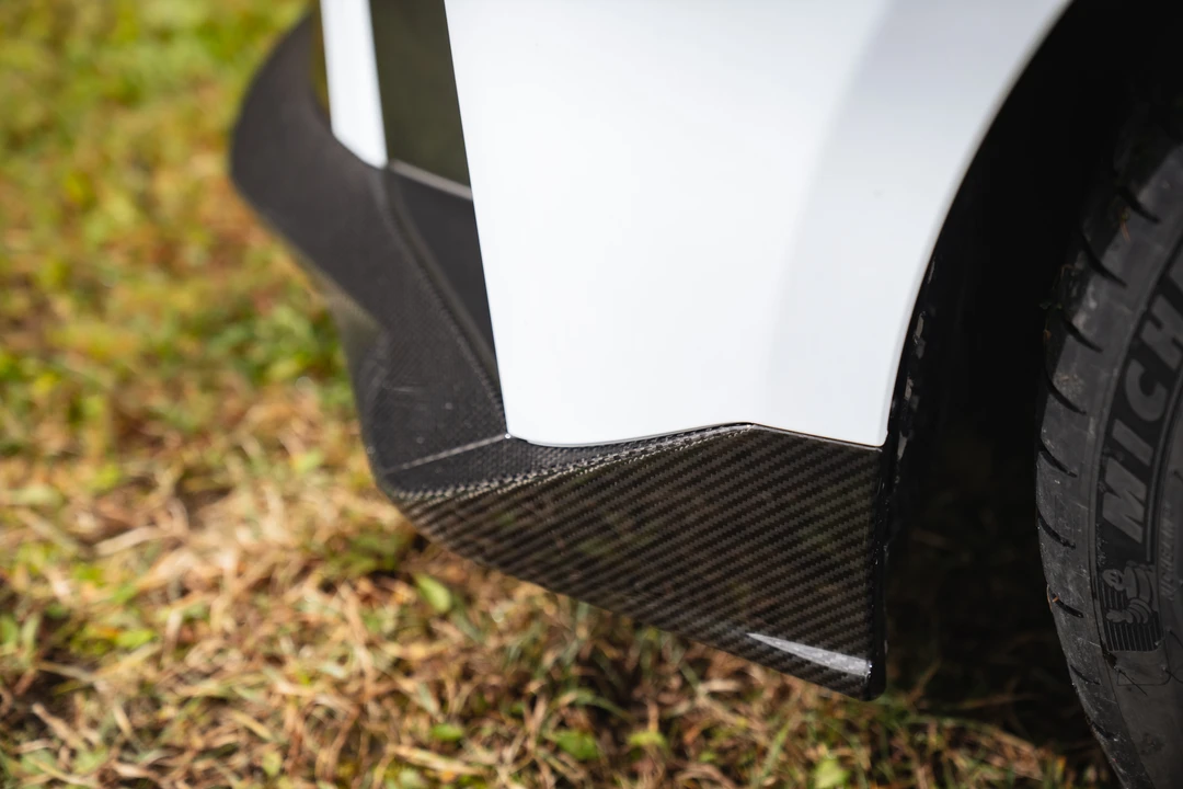 2024 Lexus RC F - Image 26 of 31