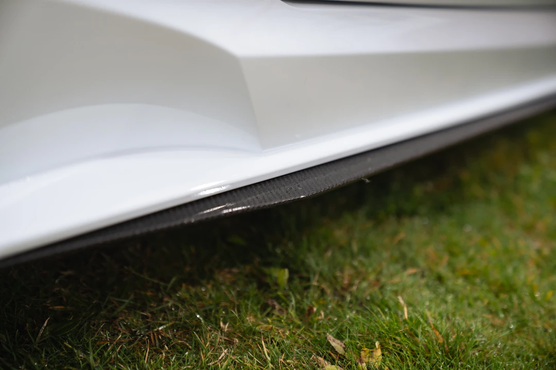 2024 Lexus RC F - Image 19 of 31