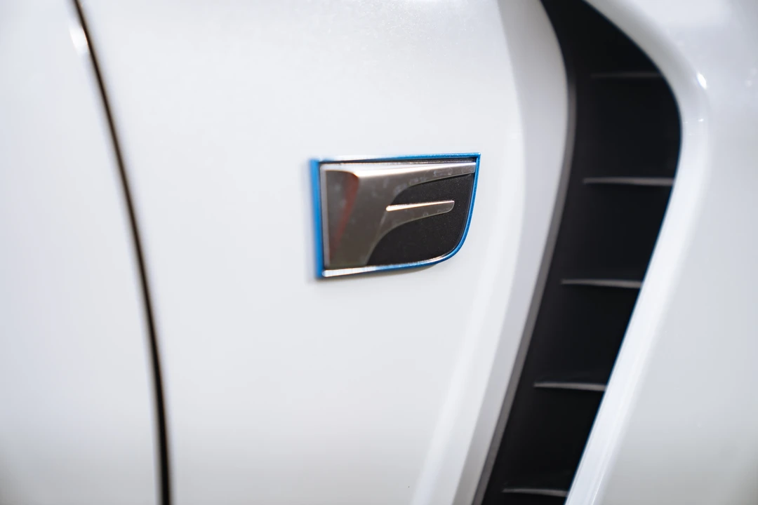 2024 Lexus RC F - Image 20 of 31
