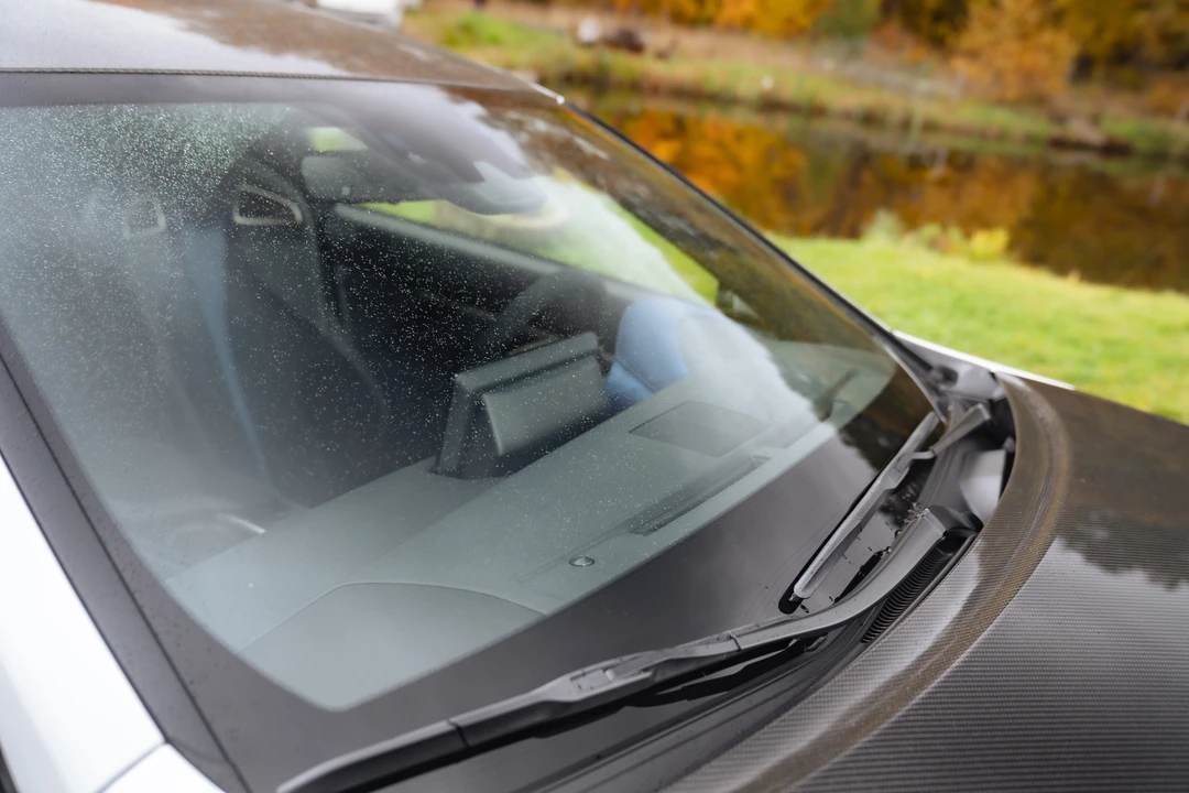 2024 Lexus RC F - Image 24 of 31