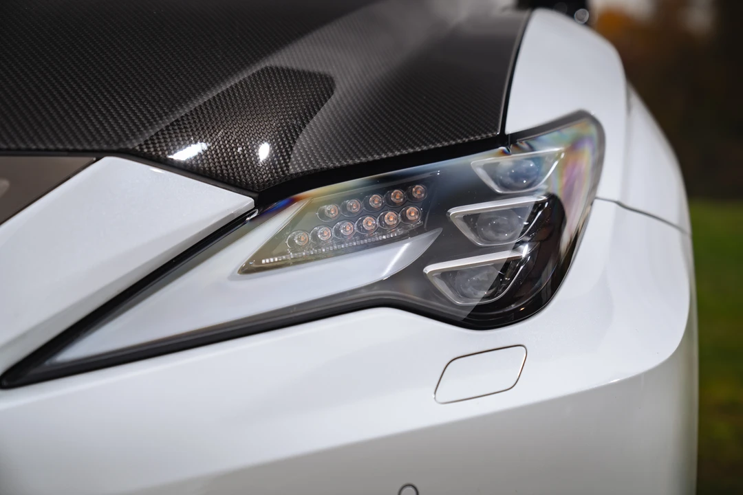 2024 Lexus RC F - Image 14 of 31