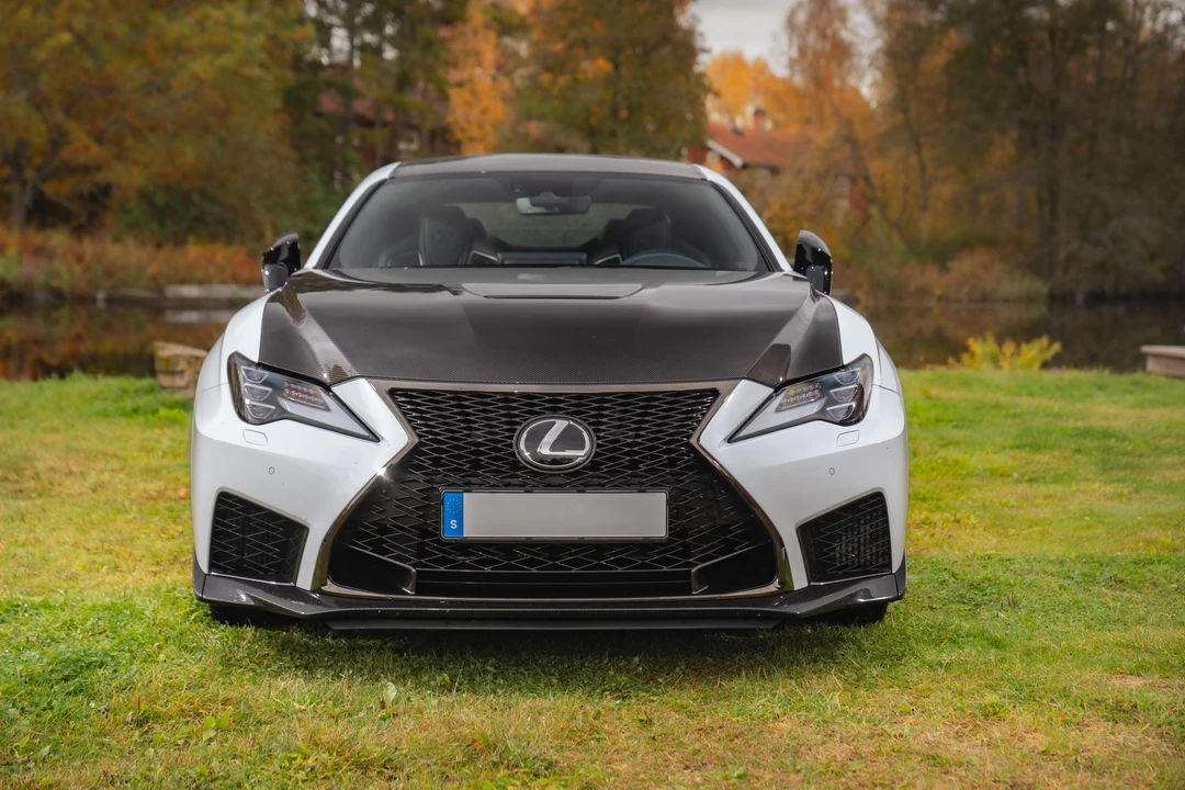 2024 Lexus RC F - Image 2 of 31