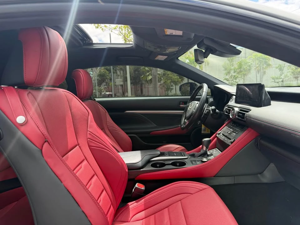 2024 Lexus RC - Image 7 of 13