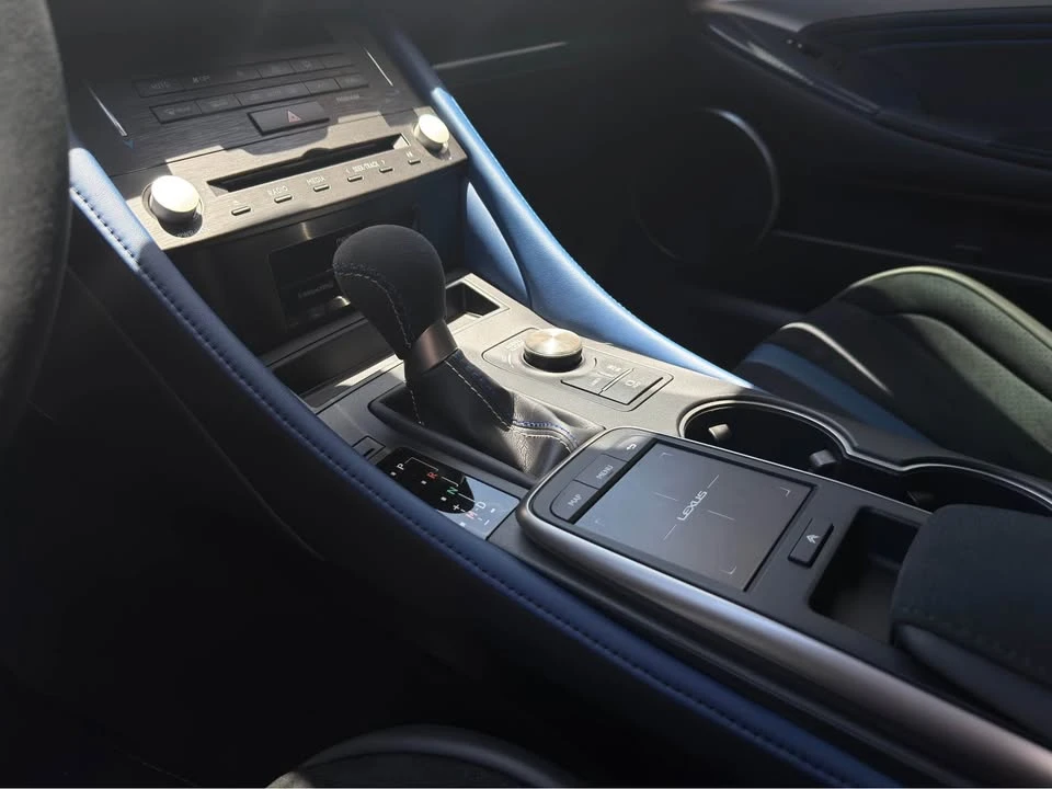 2024 Lexus RC F - Image 12 of 15