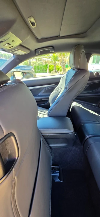 2024 Lexus RC - Image 19 of 31