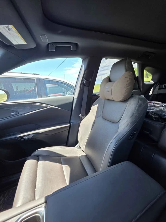 2024 Lexus RX 5th Gen - Image 8 of 9