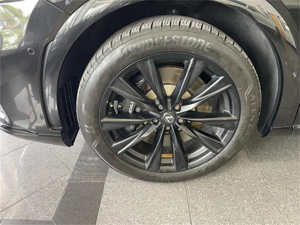 2024 Lexus RX 5th Gen - Image 21 of 31