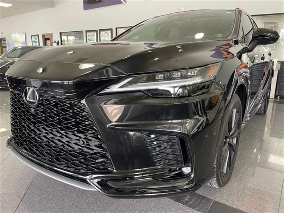 2024 Lexus RX 5th Gen - Image 11 of 31