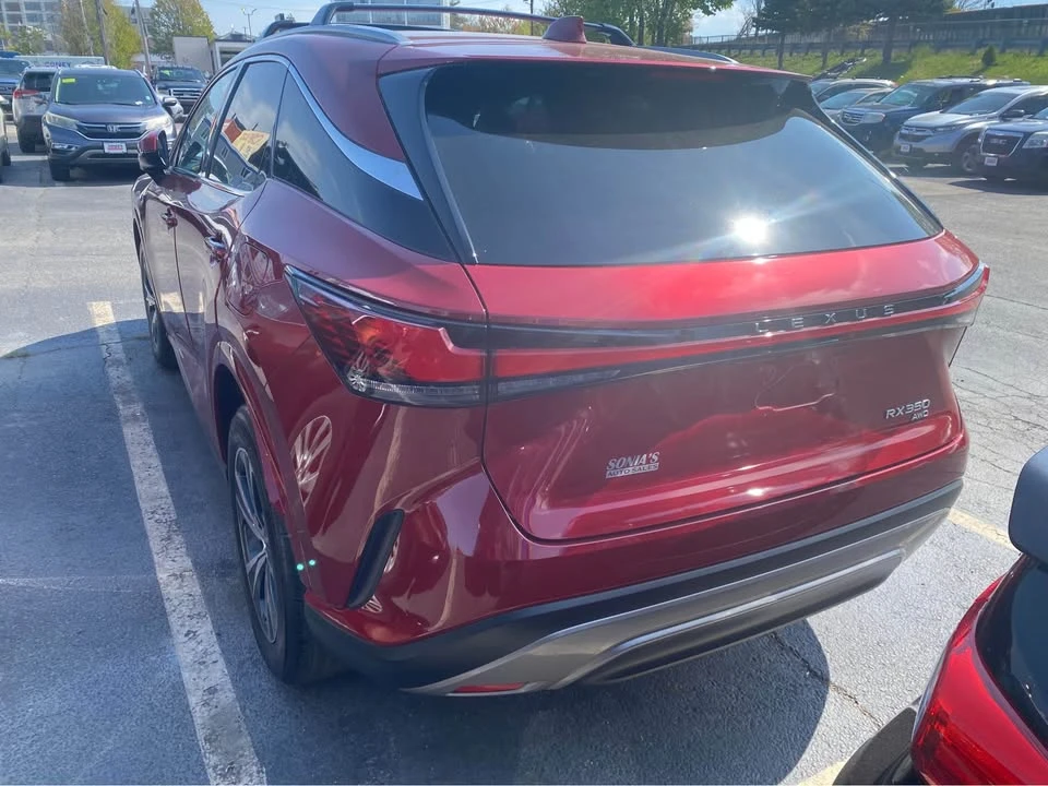 2024 Lexus RX 5th Gen - Image 6 of 11